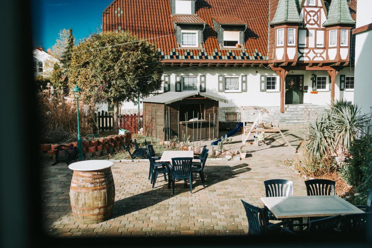 Astheimer Schloesschen Trebur Exterior photo